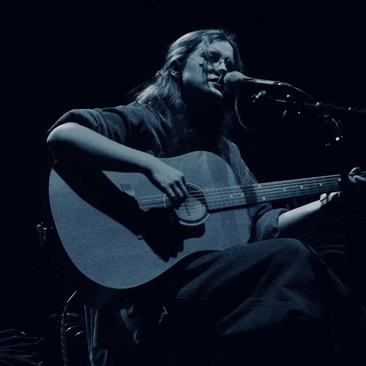 Live Music: Blue-ish (Singer-songwriter)